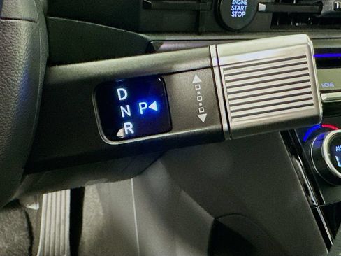 Used 2025 Hyundai Santa Fe Calligraphy AWD/4WD image 17