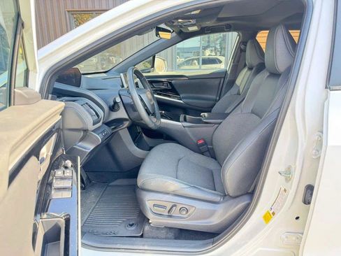 Used 2024 Toyota bZ4X AWD w/ Weather Package image 12