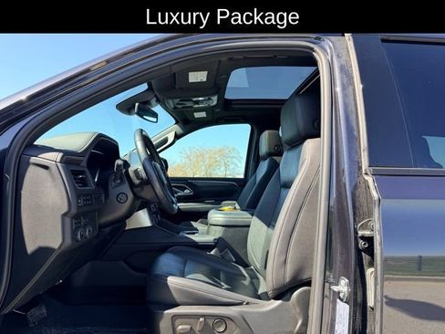 Certified 2023 Chevrolet Tahoe Z71 w/ Luxury Package image 8
