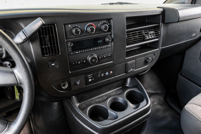 Used 2020 Chevrolet Express 3500 w/ Driver Convenience Package RWD image 16