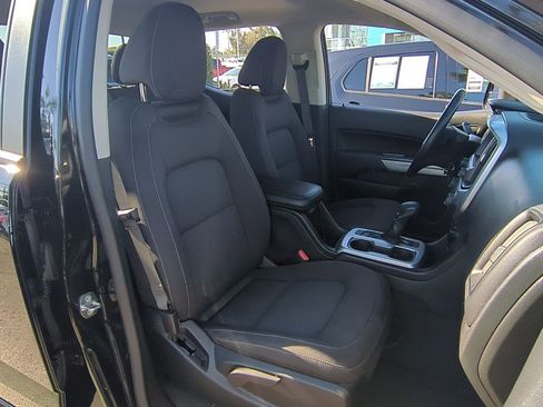 Used 2022 Chevrolet Colorado LT image 25