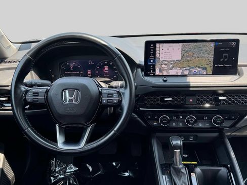 Used 2023 Honda Accord Touring image 33