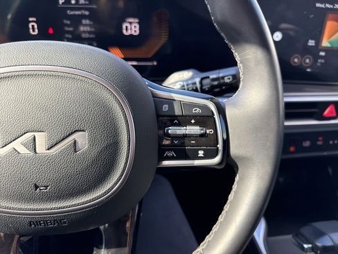 Used 2024 Kia Sorento EX image 26