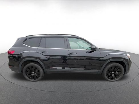 Used 2026 Volkswagen Atlas SE FWD image 15