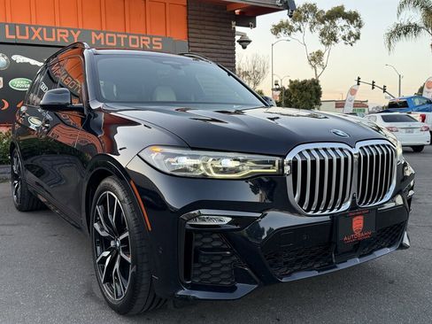 Used 2019 BMW X7 xDrive40i w/ Premium Package AWD/4WD image 20