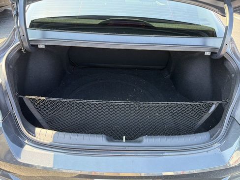 Used 2021 Hyundai Elantra SEL w/ Convenience Package image 8