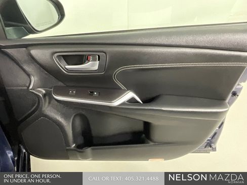 Used 2015 Toyota Camry XLE image 21