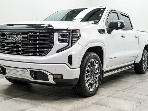 Used 2024 GMC Sierra 1500 Denali Ultimate AWD/4WD image 7