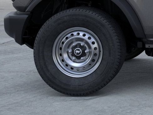 New 2025 Ford Bronco 4-Door AWD/4WD image 21
