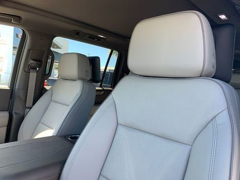 New 2026 GMC Yukon XL Elevation w/ Elevation Premium Package AWD/4WD image 28