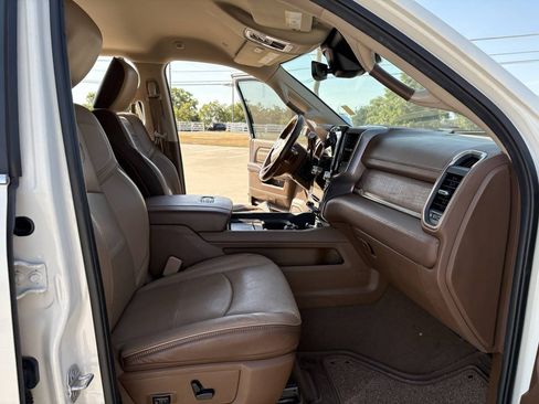 Used 2019 RAM 2500 Limited AWD/4WD image 15