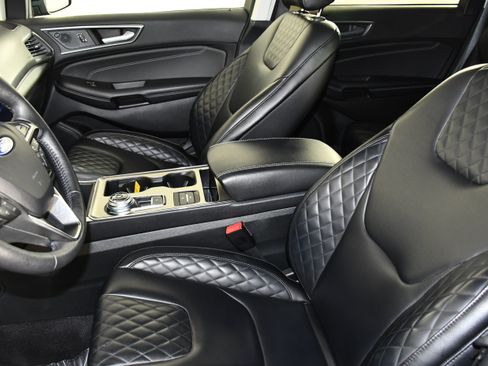 Used 2024 Ford Edge Titanium AWD/4WD image 37