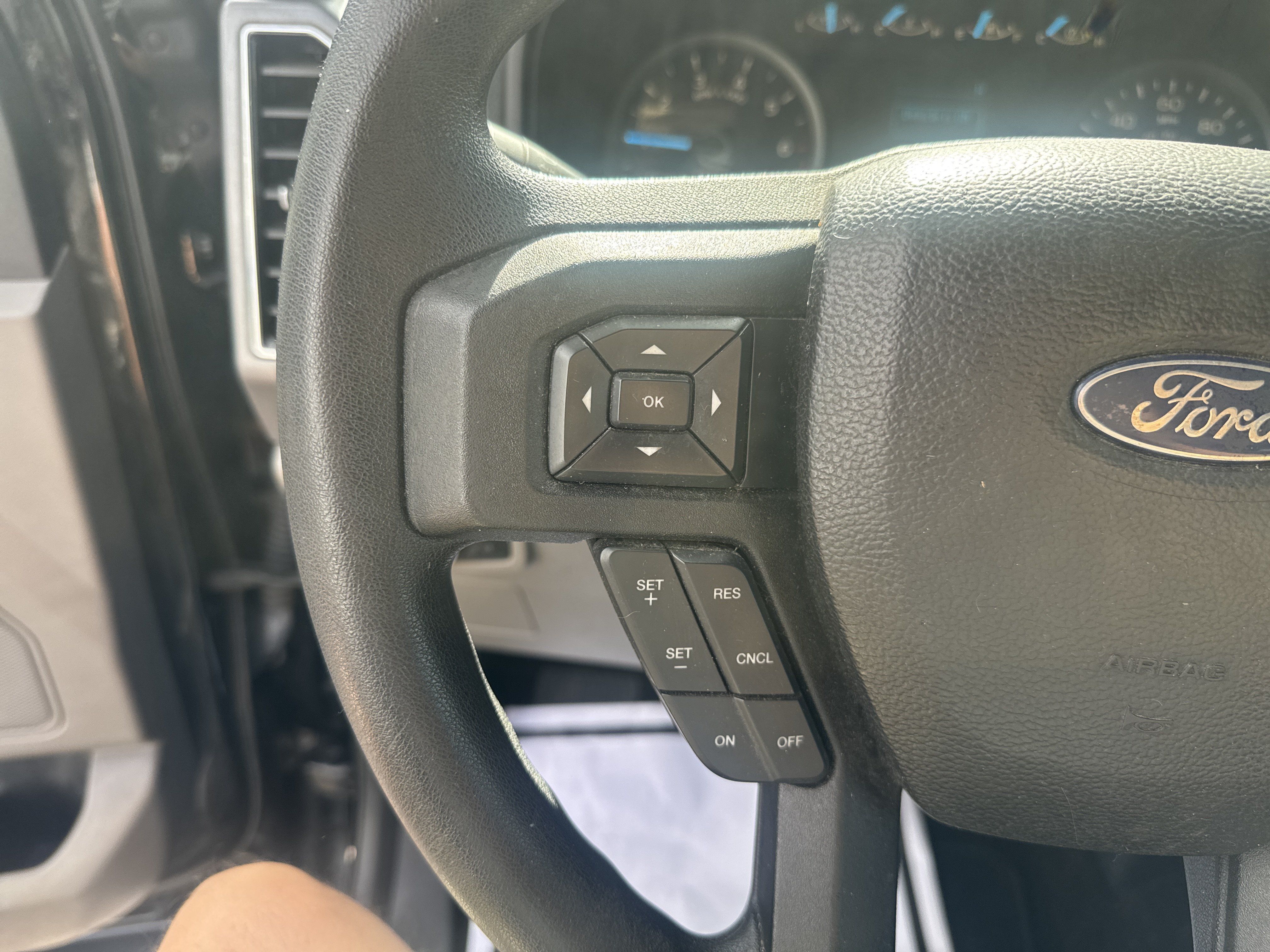 Used 2018 Ford F150 XLT AWD/4WD image 23