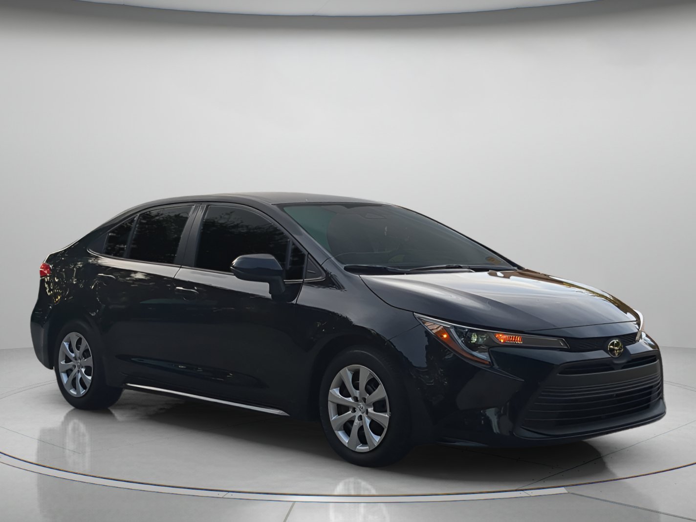 Used 2024 Toyota Corolla LE FWD image 38