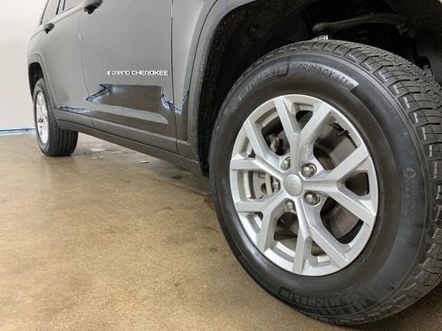 Used 2023 Jeep Grand Cherokee L Limited w/ Luxury Tech Group II AWD/4WD image 6