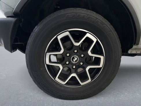 Used 2022 Ford Bronco BASE image 20