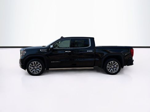 Used 2022 GMC Sierra 1500 Denali w/ Denali Reserve Package AWD/4WD image 8