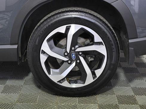 Certified 2023 Subaru Forester Touring AWD/4WD image 20