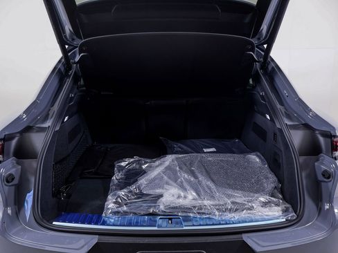 New 2026 Porsche Cayenne S image 34