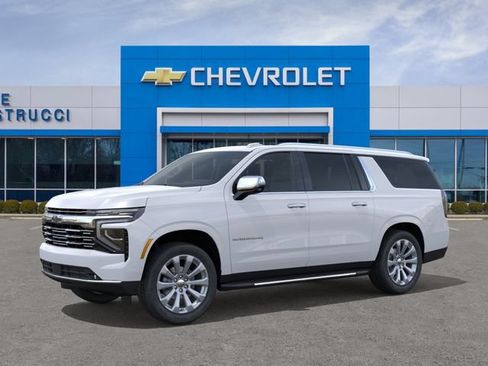 New 2026 Chevrolet Suburban Premier AWD/4WD image 2