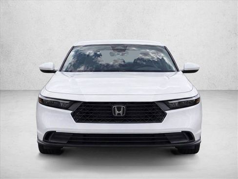 Used 2025 Honda Accord LX image 2