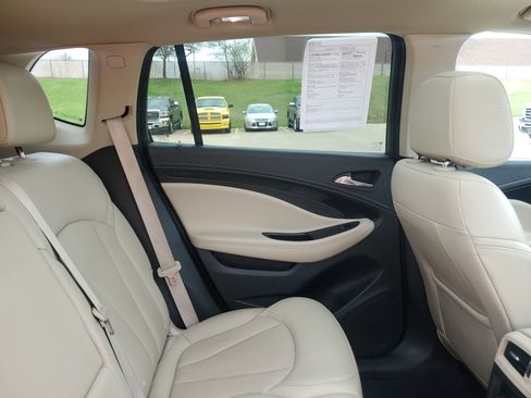 Used 2017 Buick Envision Premium image 34