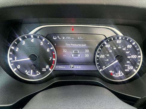 Used 2023 Nissan Titan S w/ S Utility Package image 24