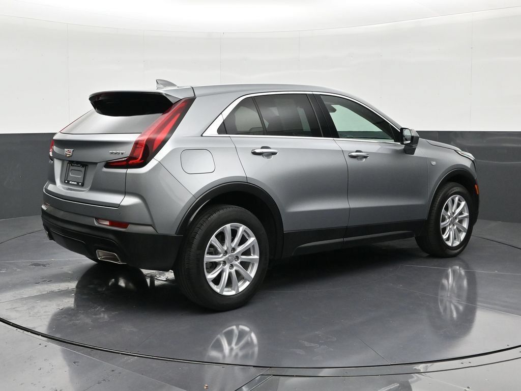 Certified 2023 Cadillac XT4 Luxury FWD image 5