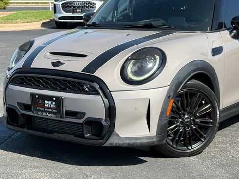 Used 2023 MINI Cooper S FWD image 2