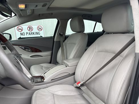 Used 2013 Buick LaCrosse Touring image 14