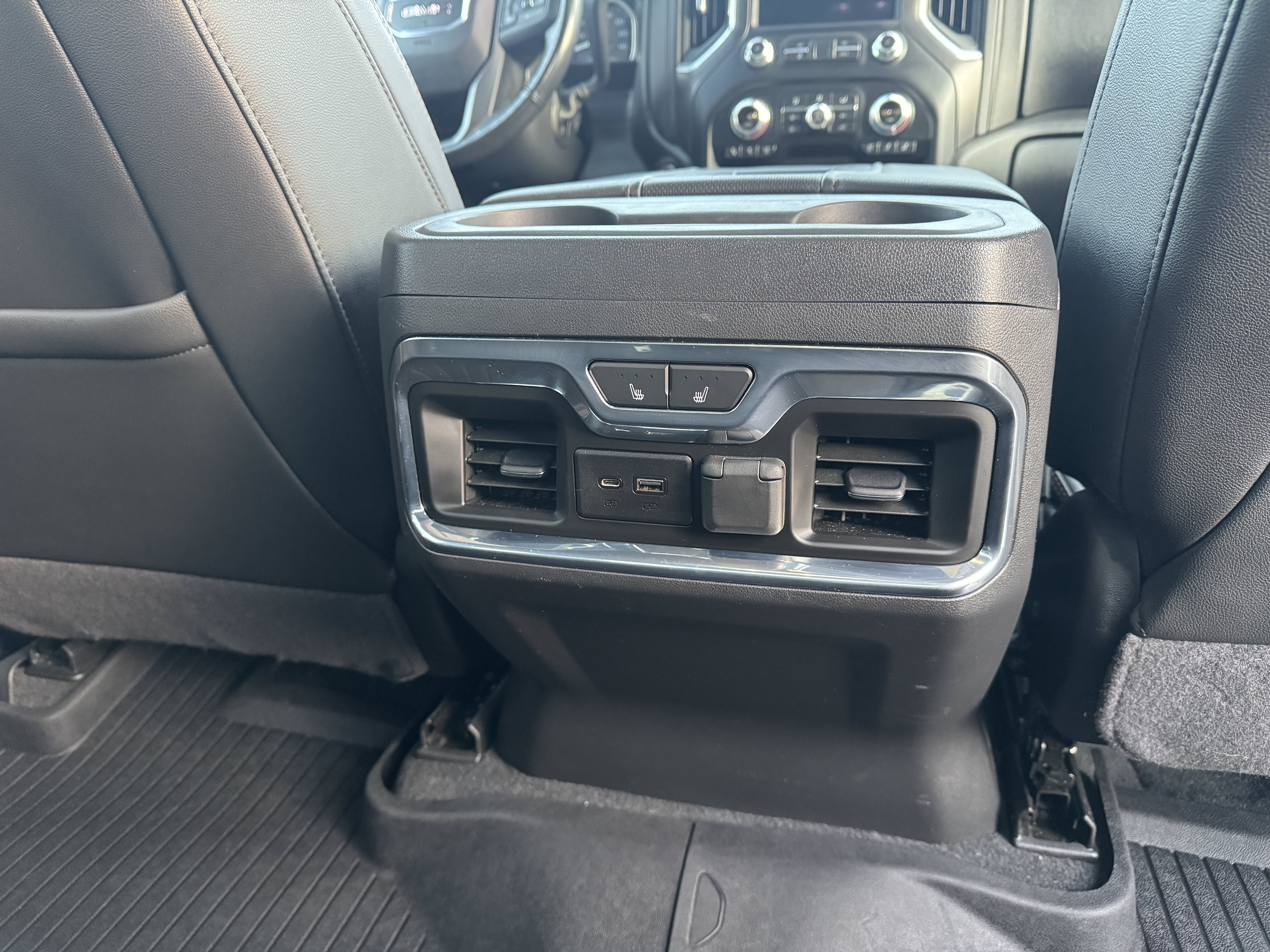 Used 2020 GMC Sierra 1500 AT4 w/ AT4 Premium Package AWD/4WD image 36