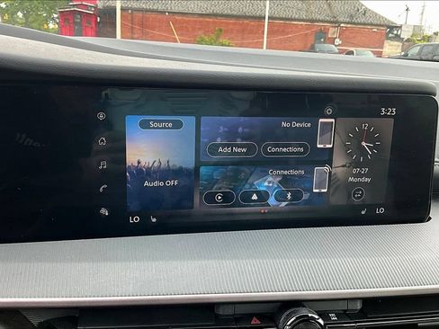 Certified 2025 Nissan Murano SV AWD/4WD image 27