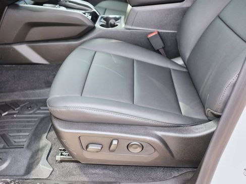 New 2026 GMC Canyon Elevation w/ Convenience Package image 7