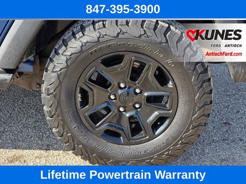 Used 2010 Jeep Wrangler Unlimited Sport image 11