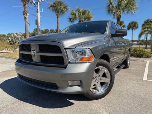 Used 2012 RAM 1500 Express RWD image 2