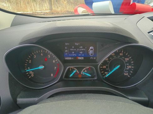 Used 2017 Ford Escape SE w/ SE Cold Weather Package image 15