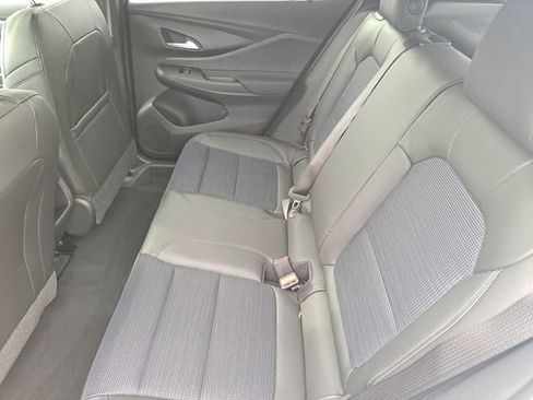 New 2026 Buick Envista Preferred image 9