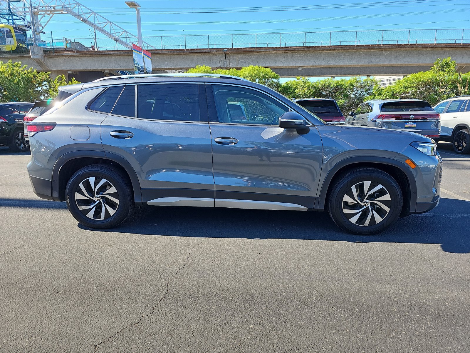 Used 2026 Volkswagen Tiguan S FWD image 4
