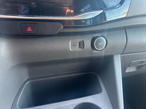 Used 2023 Ford Transit 350 XLT image 18