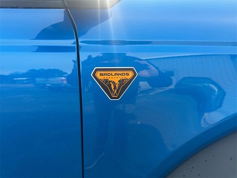 New 2025 Ford Bronco Badlands image 17