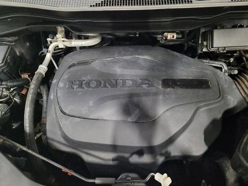 Used 2017 Honda Pilot LX image 30