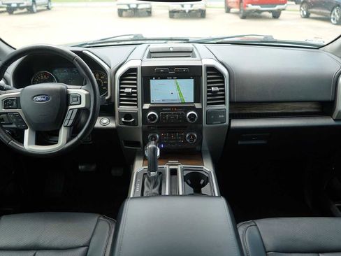 Used 2018 Ford F150 Lariat RWD image 10