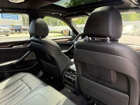 Used 2017 BMW 530i xDrive AWD/4WD image 33