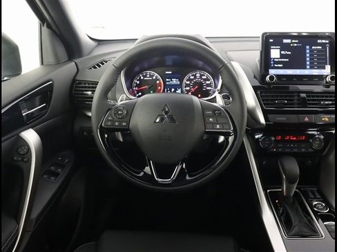 Used 2024 Mitsubishi Eclipse Cross SEL image 29