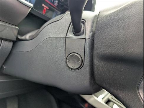 Used 2024 Ford F150 Platinum image 17