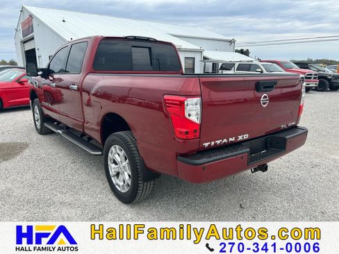 Used 2016 Nissan Titan SL AWD/4WD image 3
