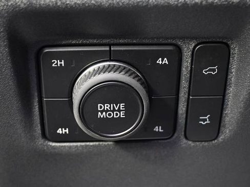 Certified 2025 Ford Expedition Max Active image 3