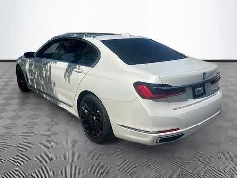 Used 2020 BMW 740i w/ Cold Weather Package RWD image 8