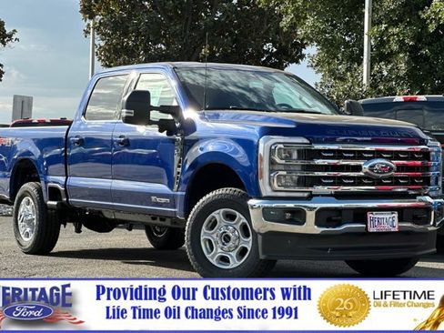 New 2026 Ford F250 XLT w/ XLT Premium Package AWD/4WD image 1