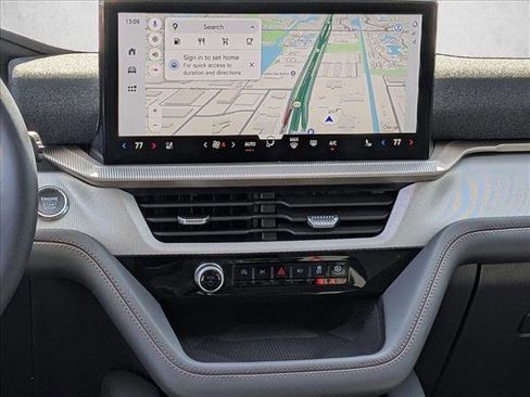 New 2026 Ford Explorer Active w/ Active Comfort Package image 11